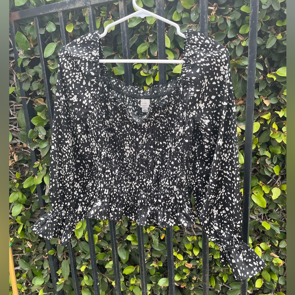 ⭐️ A New Day Top ⭐️